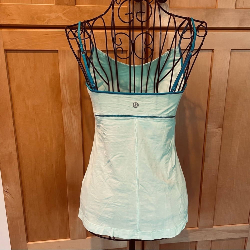 Lululemon blue green sleeveless tank Top workout athletic wear size XS - Picture 4 of 6
